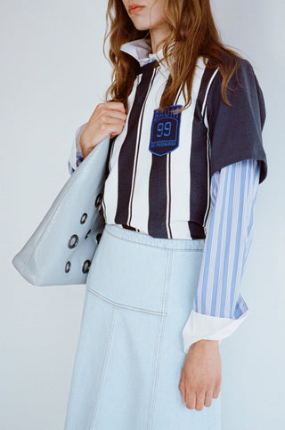 Baum und Pferdgarten Juul Baritone Blue Football T-shirt - Anavi