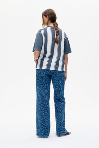 Baum und Pferdgarten Juul Baritone Blue Football T-shirt - Anavi