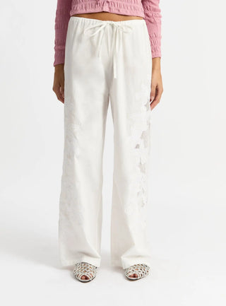 Laagam Tao White Lace Pants - Anavi