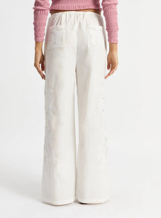 Laagam Tao White Lace Pants - Anavi