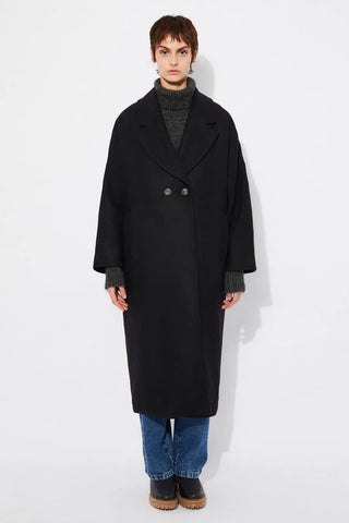 Rita Row Cedar Black Coat - Anavi